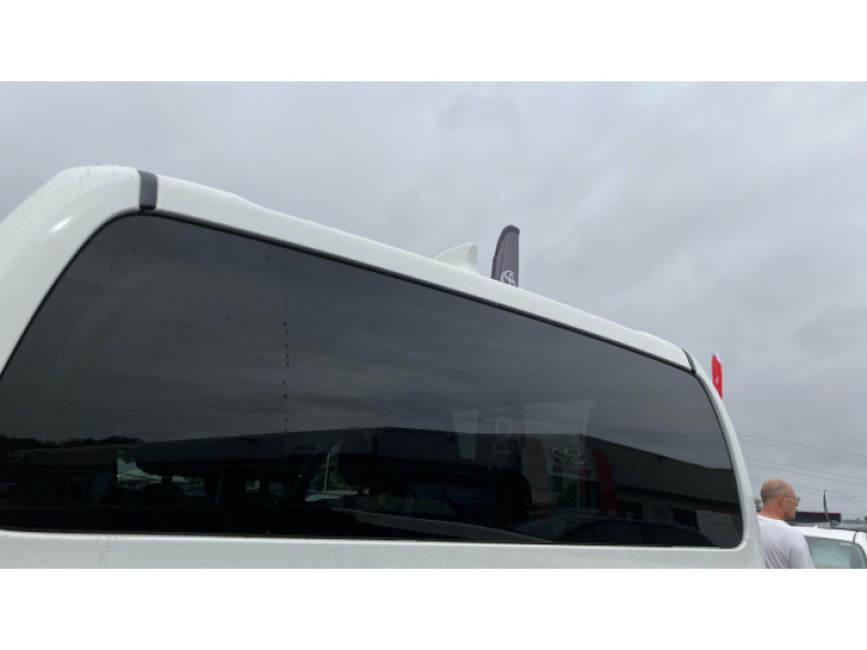 Toyota Hilux Diesel Invincible D/Cab Pick Up 2.8 D-4D Auto